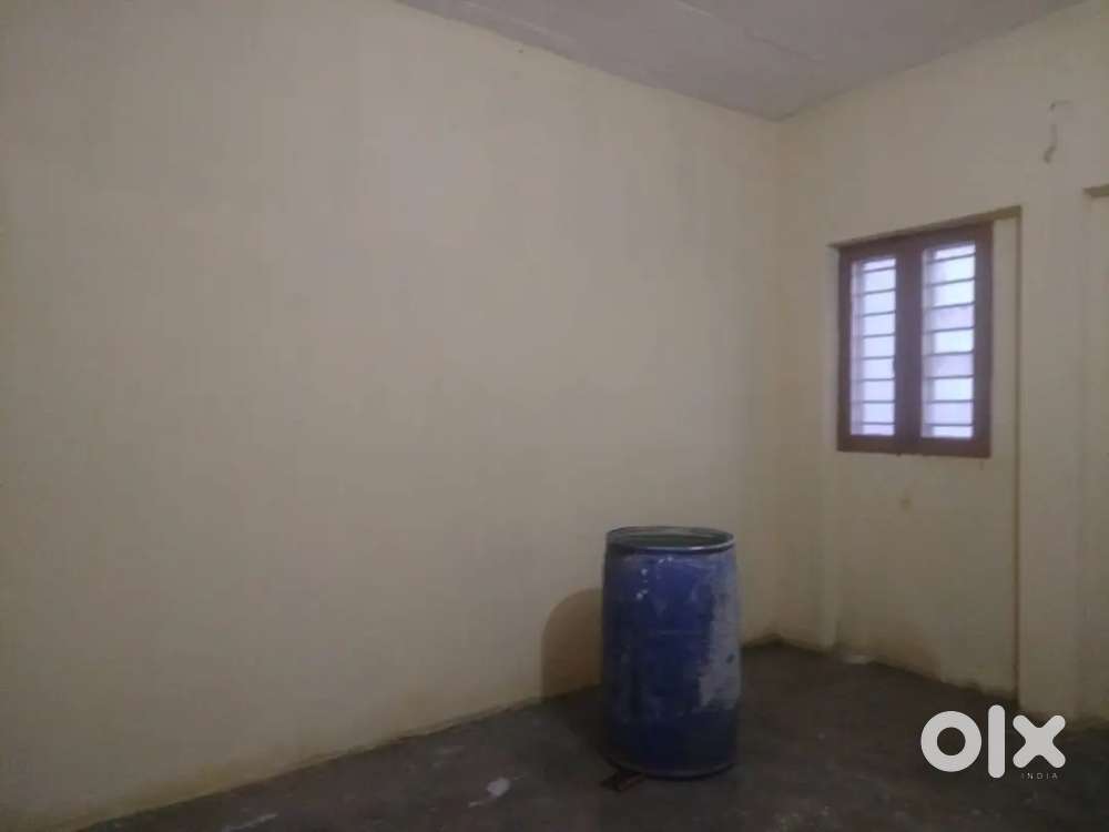 Independent house with 3 rooms near govt collage pathankot