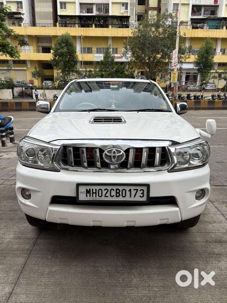 Toyota Fortuner 2011-2016 4x4 MT, 2011, Diesel