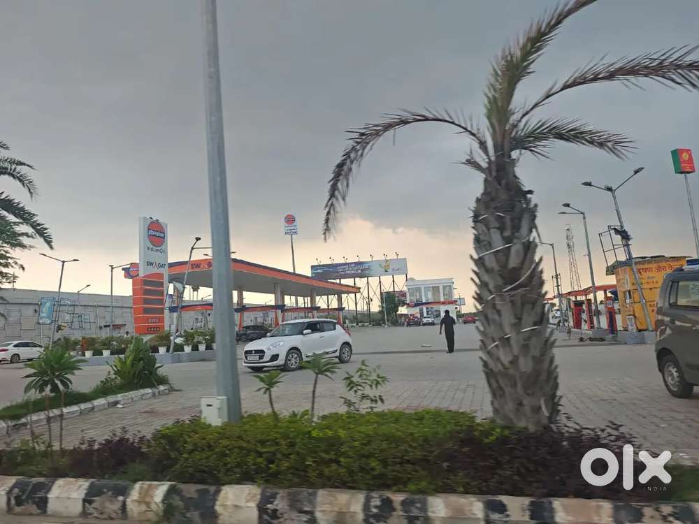 Honest hard working+ incentive commission