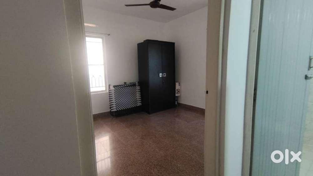 2 BHK flat sale in pettah.