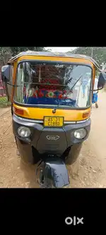 BS 6 Bajaj Auto
