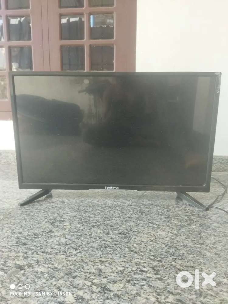 Blueberrys LED TV 32 inch