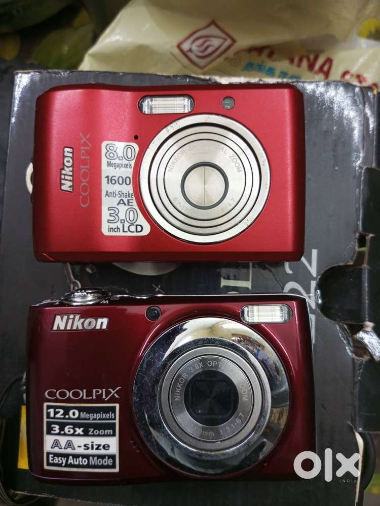 Nikon Digital Camara ( 2 Nos)
