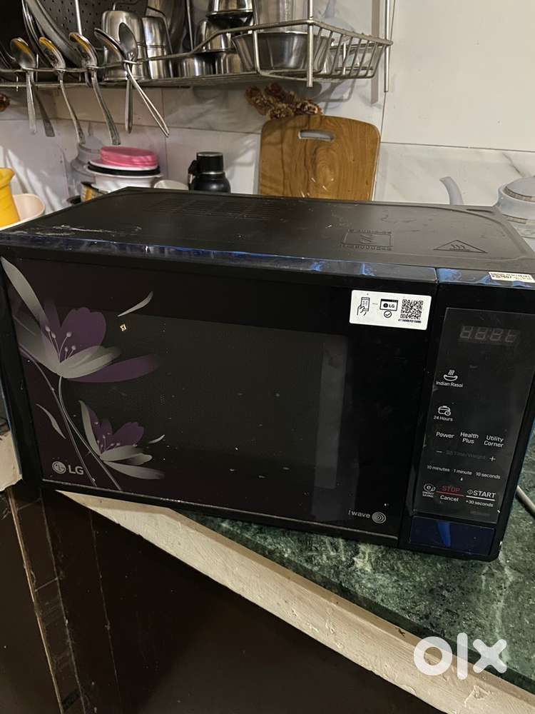 microwave oven
