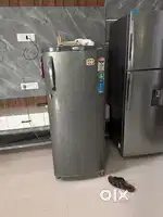 Wirpool 300 ltr