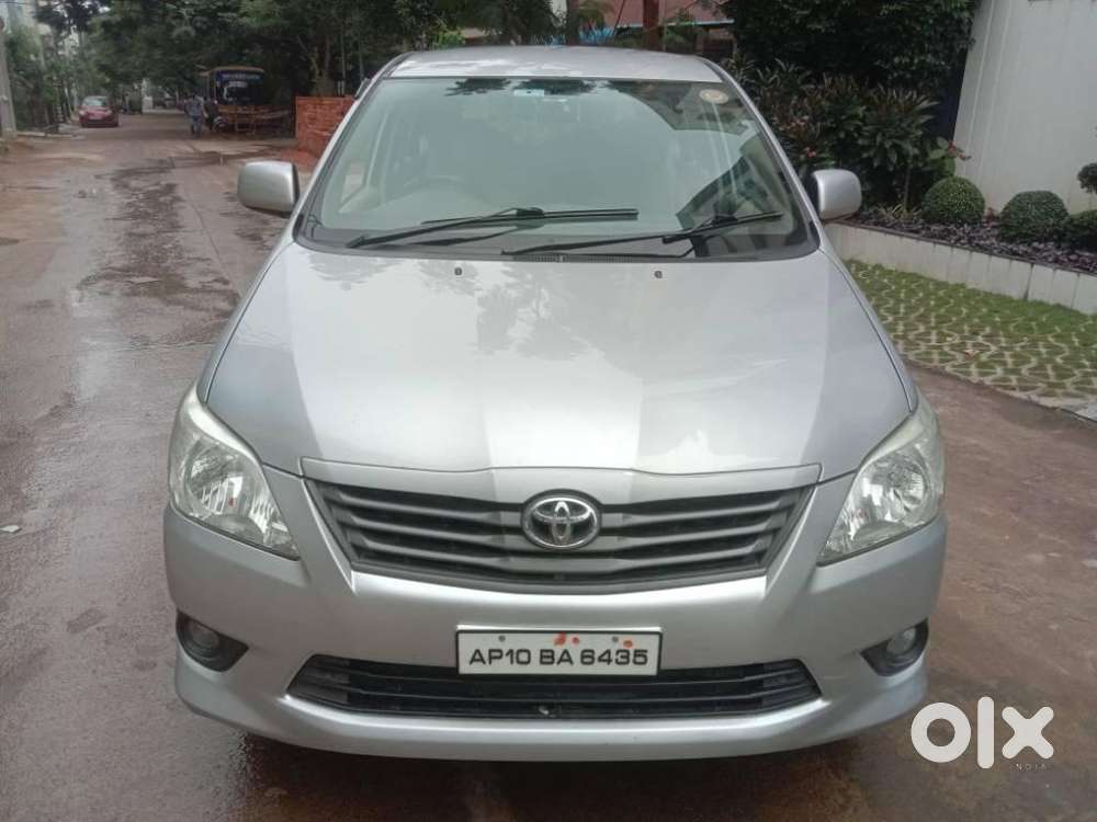 Toyota Innova 2.5 G (Diesel) 8 Seater, 2012, Diesel