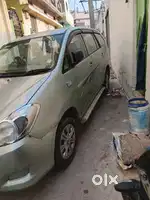 Toyota Innova 20006