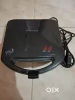 Sandwich Maker in good condition