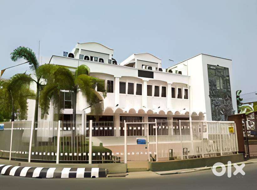 Rent: Restaurant near Town Hall