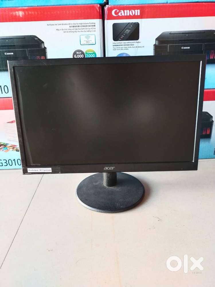 NEW  YEAR OFFER ACER 19 INCHS MONITER