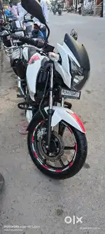 Apache RTR 160 CC whit colour