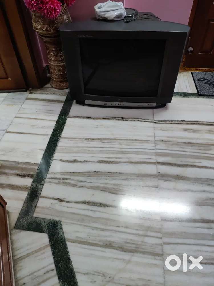 LG TV grey colou