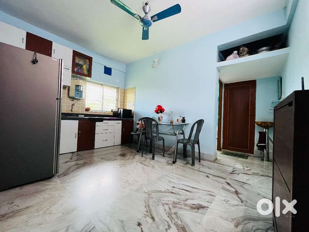 2BHK Flat on Prince Anwar Shah Connector - Excellent Location