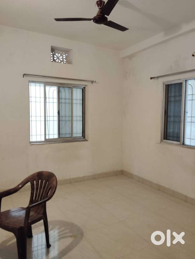 Spacious 2BHK flat for Family for peaceful stay
