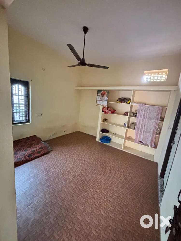 1bed room, 1 kitchen,1 hall, & pooja room