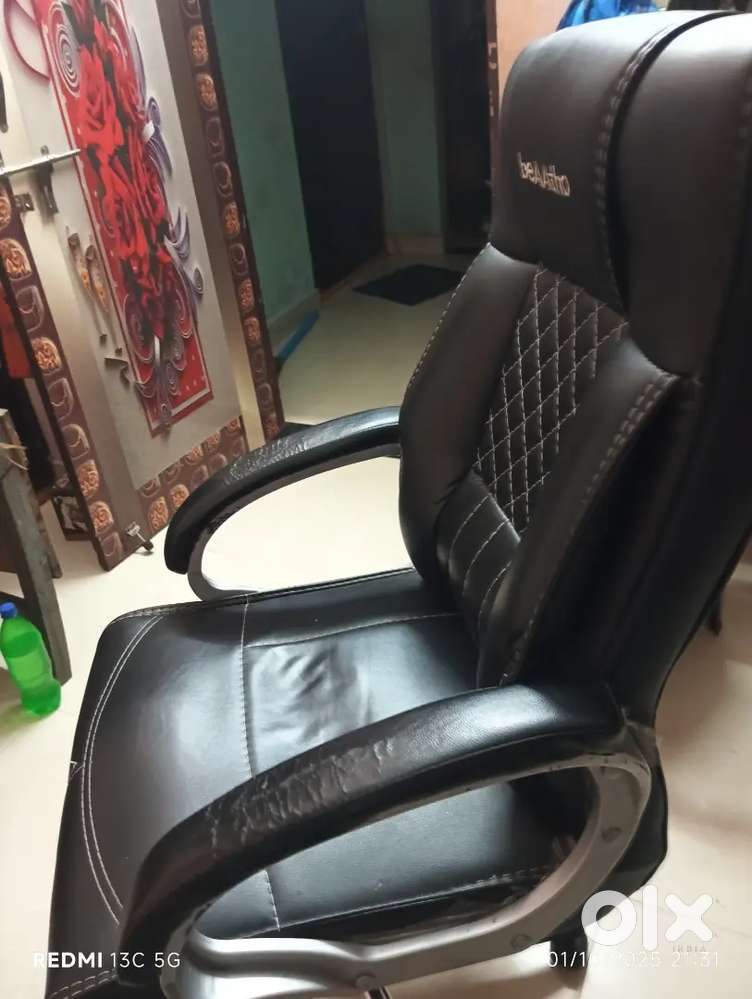 1 year old study chair
