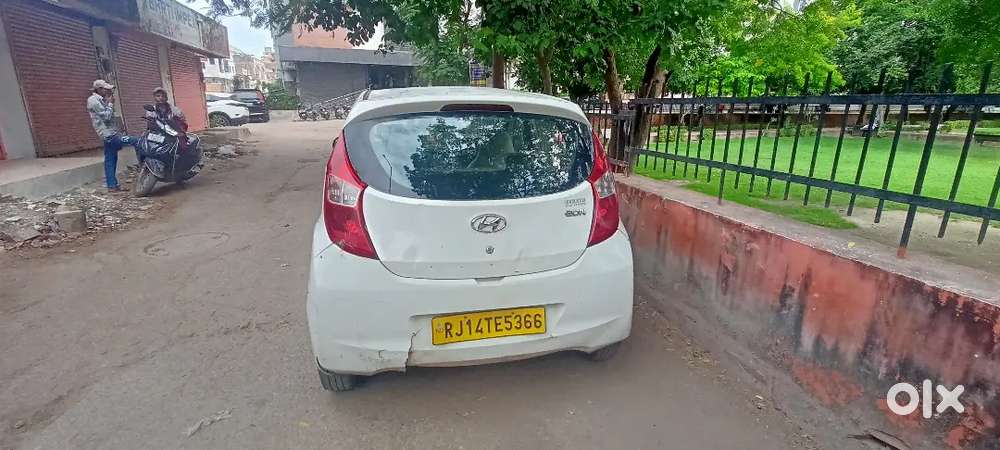 Hyundai EON 2018 CNG & Hybrids 127000 Km Driven