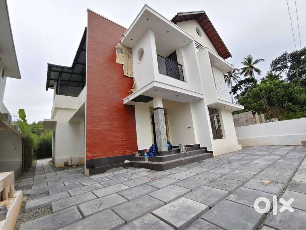 ചോറ്റാനിക്കര പഞ്ചായത്തിൽ 5 സെന്റിൽ ഒരു  കിടിലൻ വീട്  #Chottanikkar