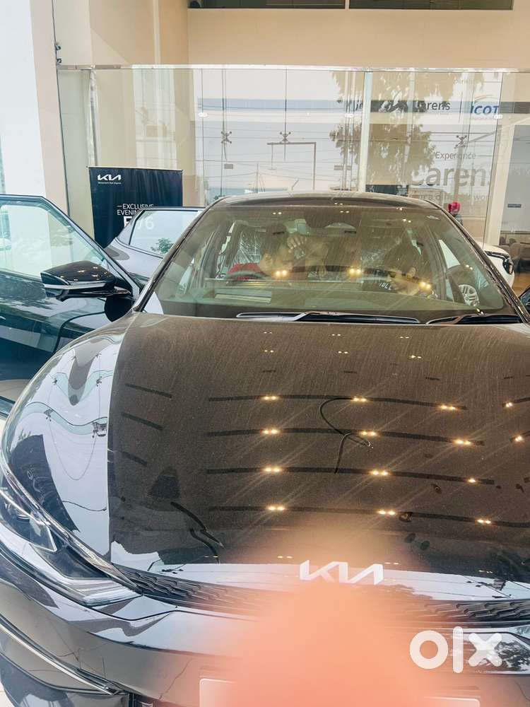 Office job&driver car