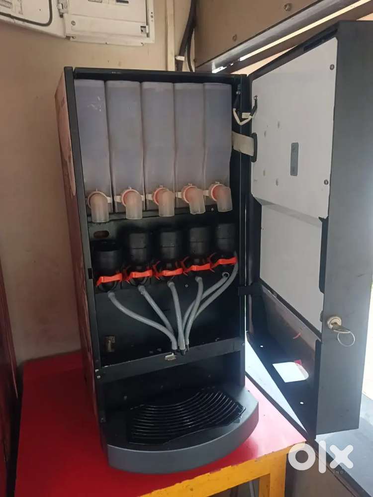 Hot & cold coffee machine
