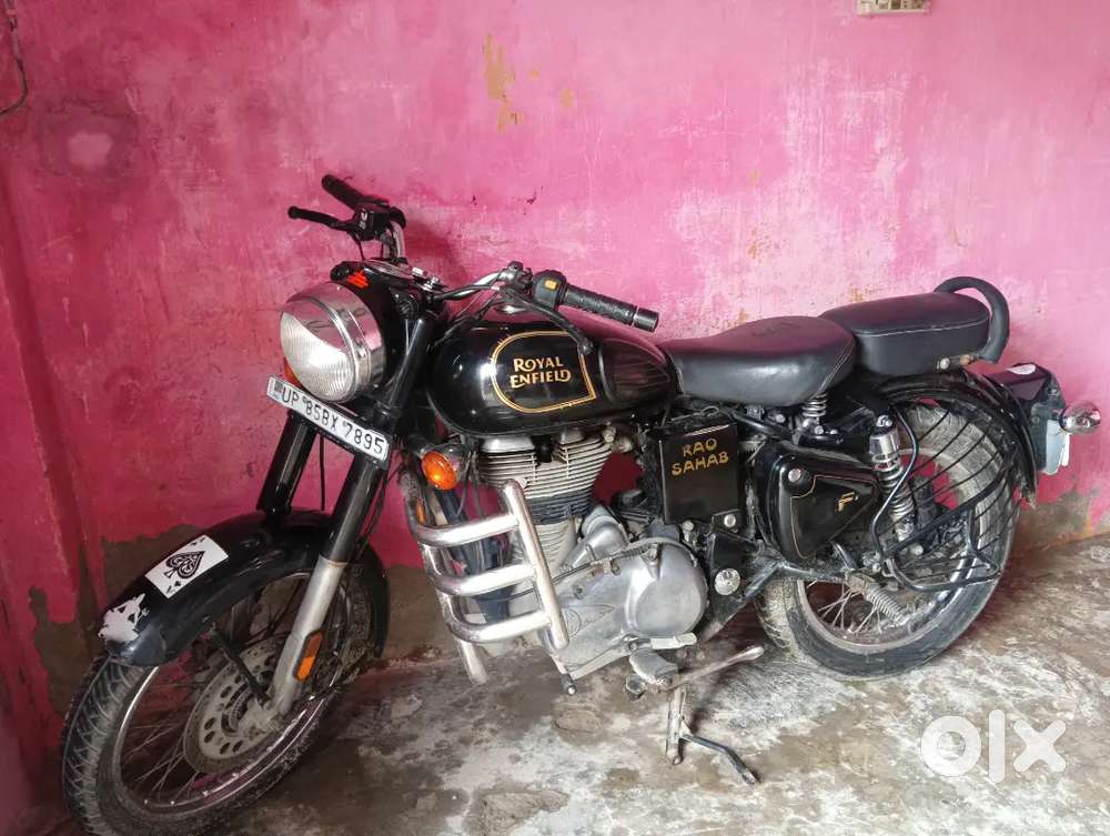 Royal Enfield Classic 350 Powered by a 349.34 cc air-cooled engine. 