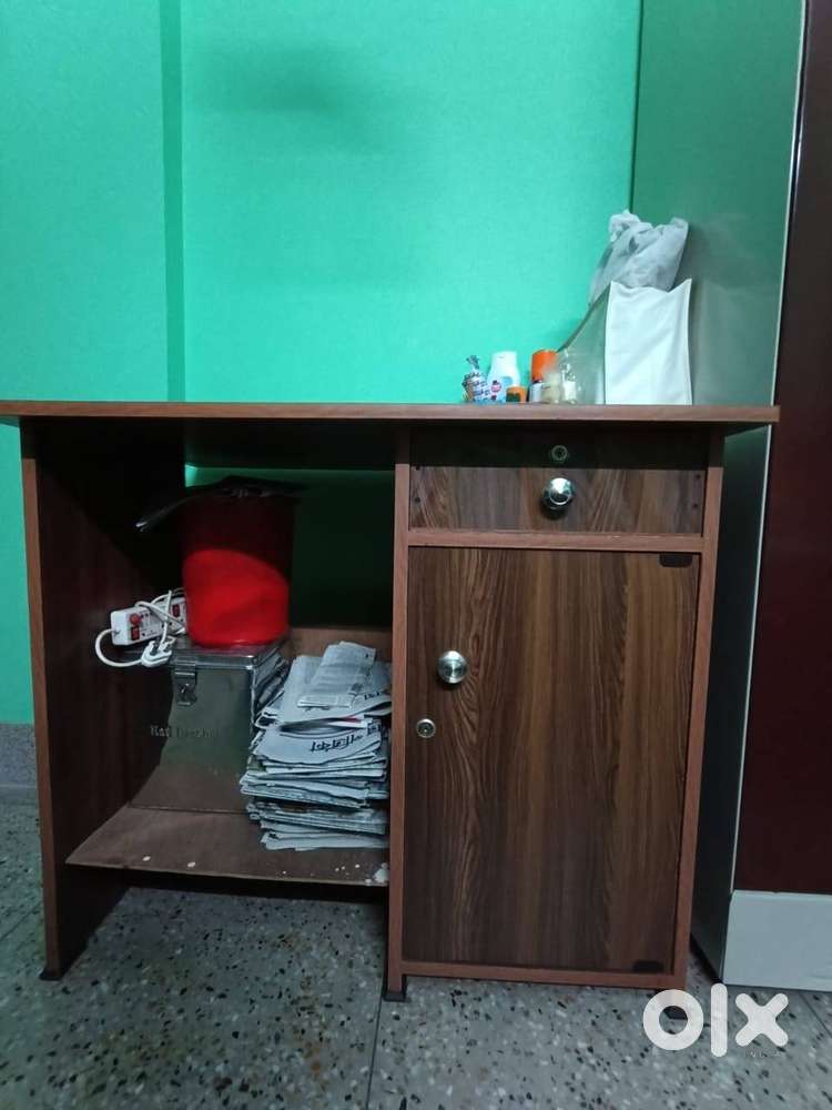 Study table or multipurpose table