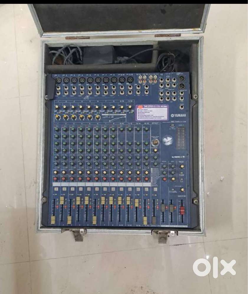 Audio mixer dj powered sound system