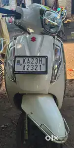 Accace 125