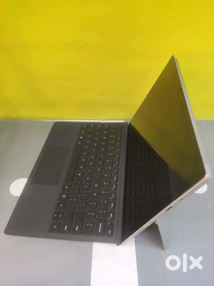 Microsoft surface Detachable Laptop 2-in-1 Tablet Free Delivery servic