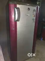 Whirlpool fridge  good condition arjant sale