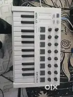 Midi keyboard