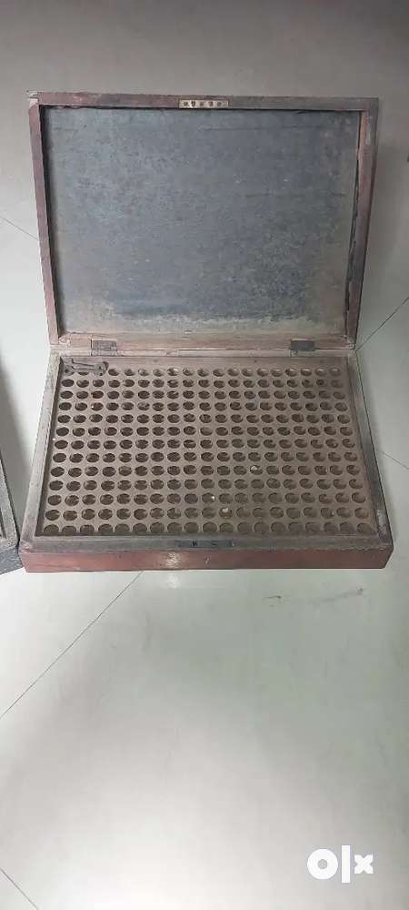 Homeopath medicine box