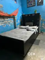 4*6 bed with box & Almira