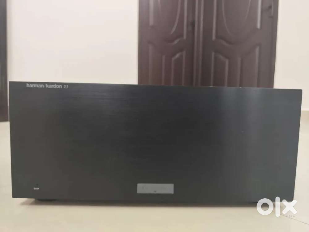 Harmon kordan signature 2.1 model 5 channel  amplifier