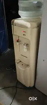 1Water Dispenser machine ,1almira
