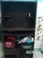 Computer table