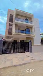 200 gaaj kothi for sale sec 125 near park