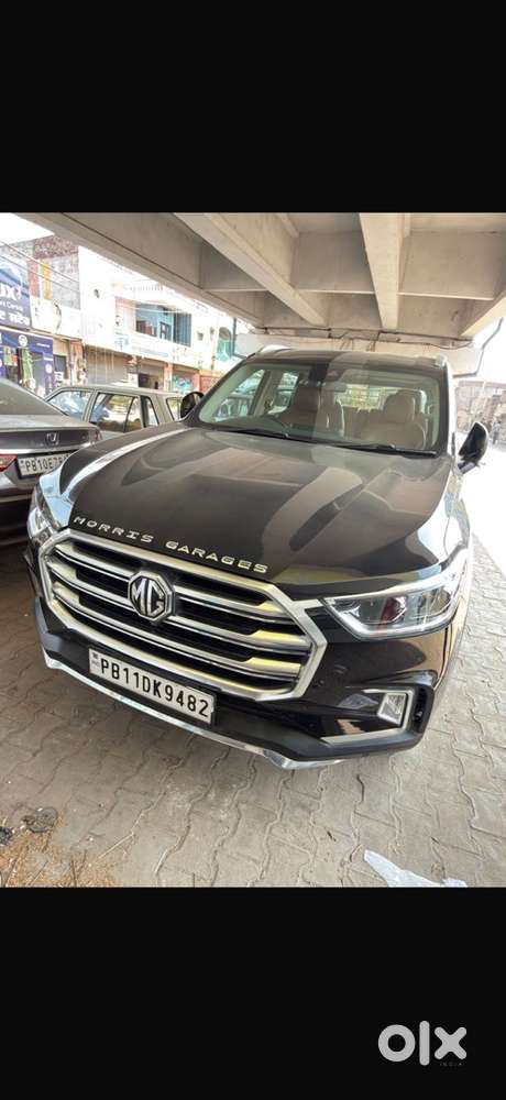 MG Gloster 2021 Diesel 110000 Km Driven