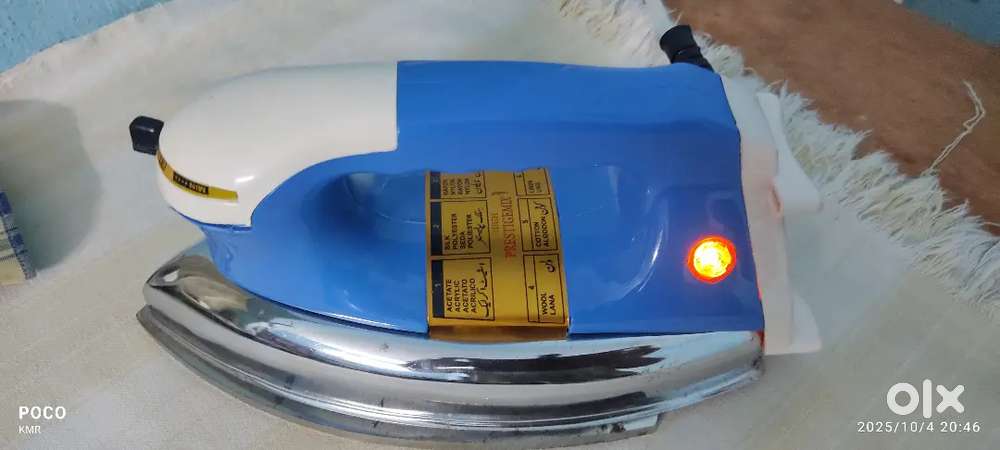 Iron box good condition 599