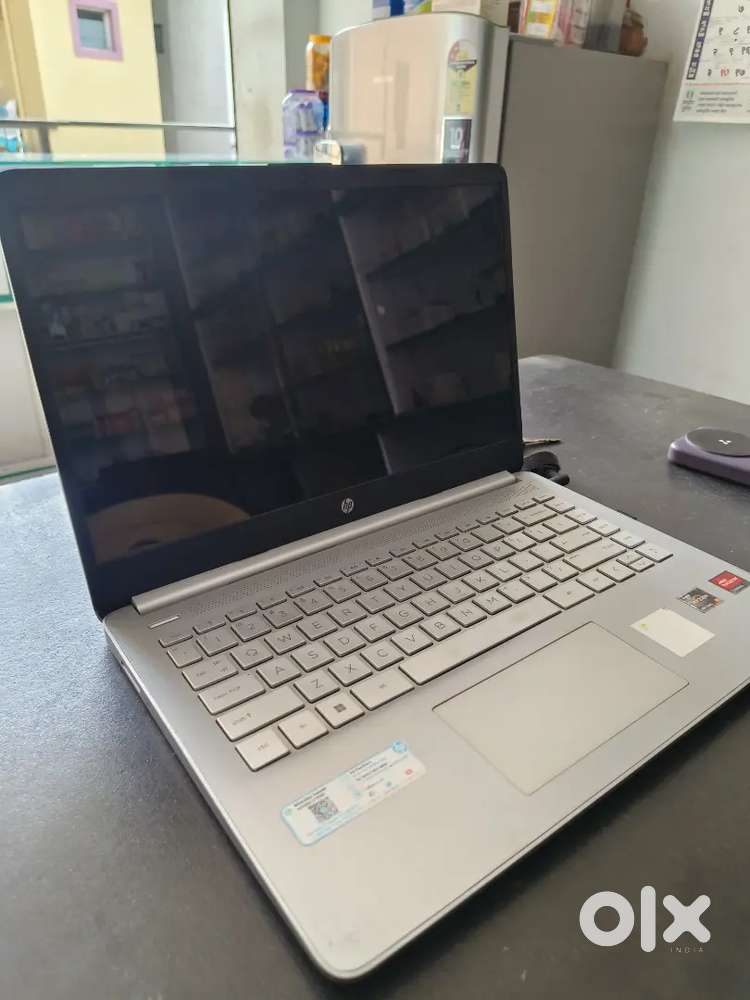 Excellent condition laptop hp14s fq1092au