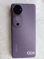Vivo v 40 very good condition no don't no scratches
