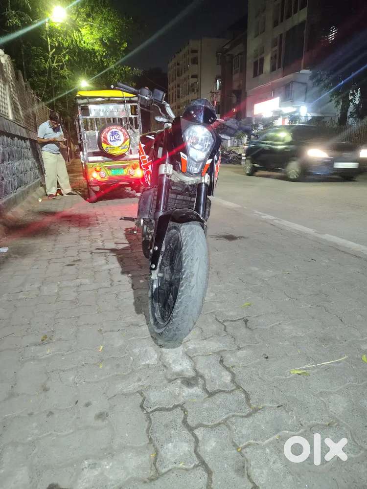 MH 49 AH 7183 KTM DUKE 200 AVAILABLE FOR SELL WELL Maintain CONDITION