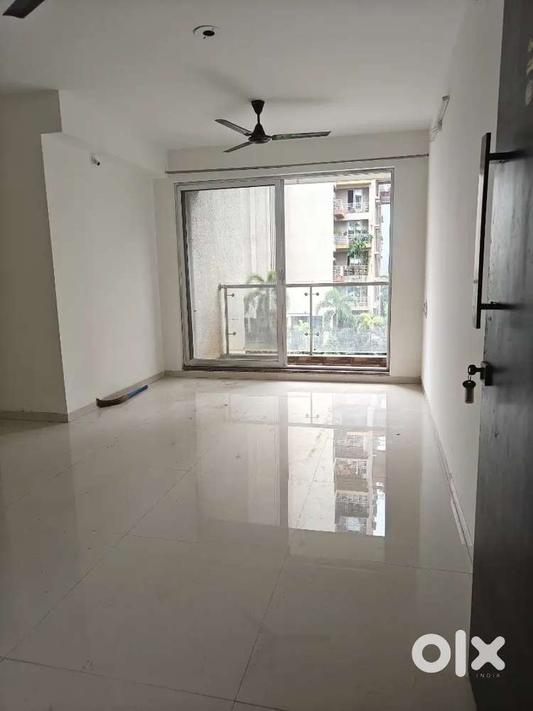 2bhk flat for sale in main shagun chowk G+13 tower with all amenities