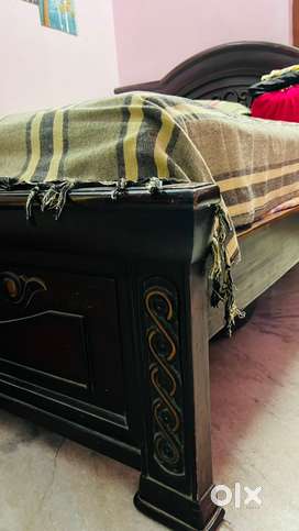 King Size Bed with 9-inch Spring Mattress