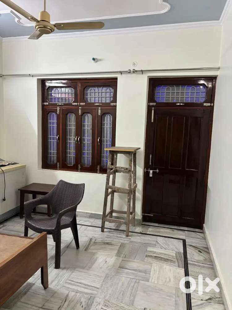 Single Room with attached bathroom and balcony, included electricity.