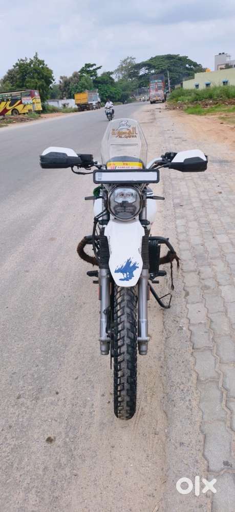 Hero xpulse 200 4v good condition