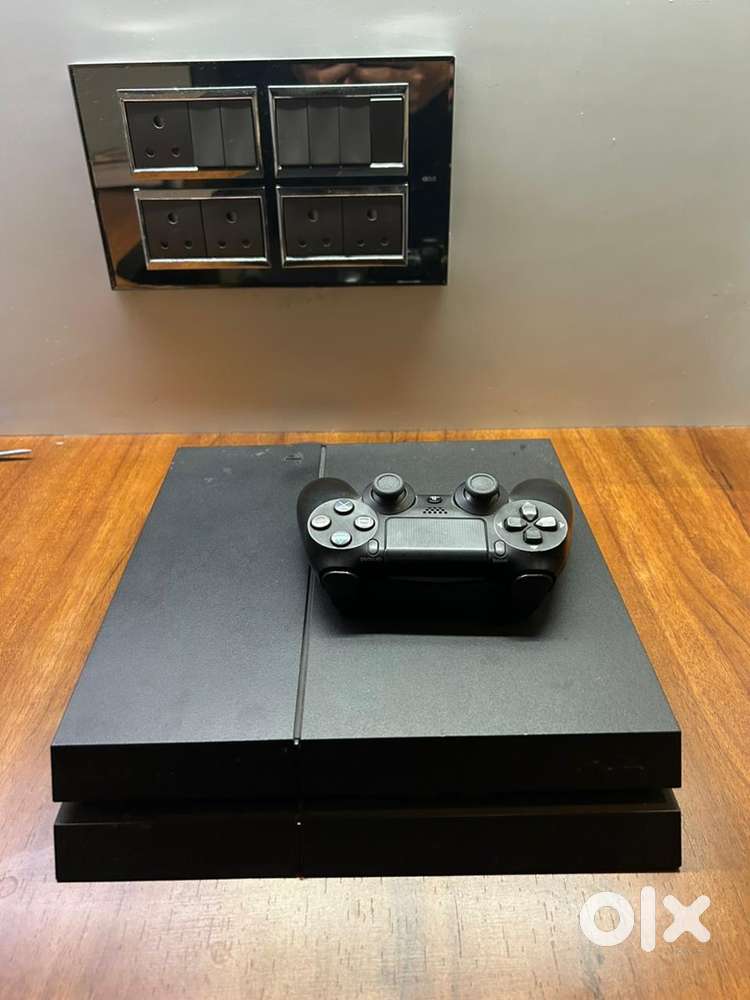 Ps4 1 tb good condition