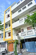 Independent house duplex from 2nd floor and single car parking