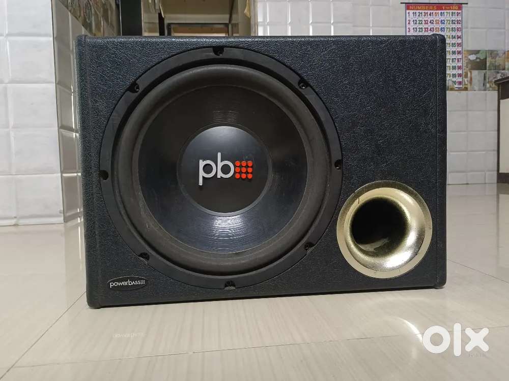 Power bass Woofer & Sony car amplifier in Top condition, less used.