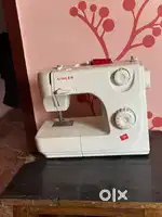 Singer 8280 sewing maxhine on sale